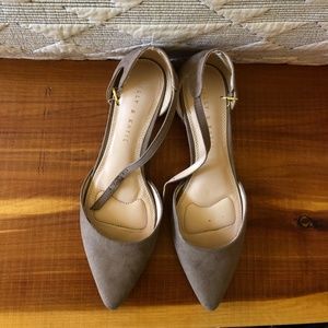 Kelly & Katie Joye Pump Low Heel in Taupe